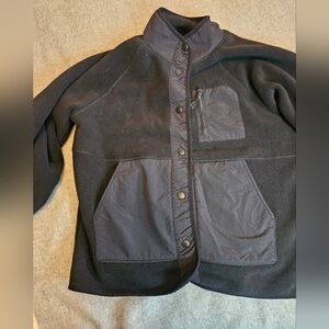 Te Verde Black Jacket with Gray Accents